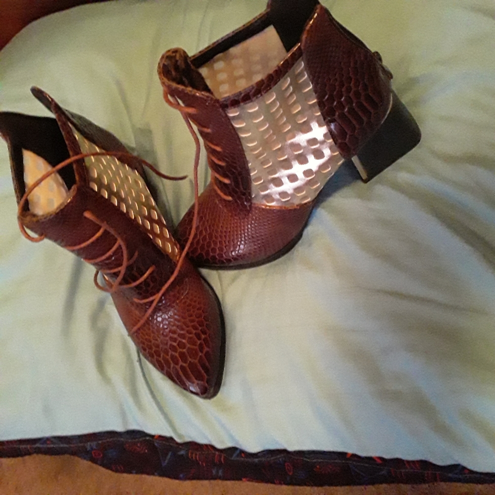 Shoes